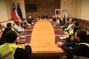 Sindicatos de Mina Invierno piden modificar Ley Ambiental y transparentar ONG