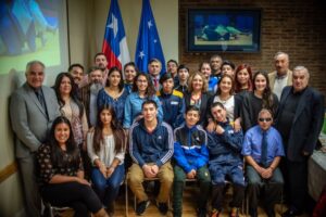 Intendente de Magallanes reconoció a los medallistas