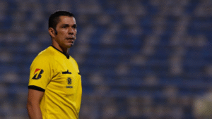 Duelo entre La Roja y Japón por Copa América será dirigido por el paraguayo Mario Díaz de Vivar