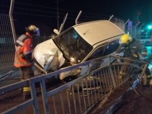 Dos lesionados en choque que se produjo en horas de la madrugada en Punta Arenas