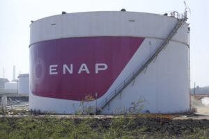 Fiscalía investiga a tres socialistas por millonaria asesoría a ENAP