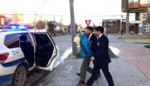 PDI detuvo a sujeto que sustrajo auto y chocó contra dos viviendas