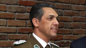 Oficial de Carabineros que prestó servicios en Punta Arenas quedó gravemente herido tras atentado explosivo