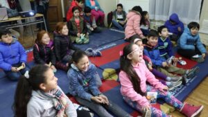 Niños tendrán talleres y actividades en período vacacional de invierno en Natales