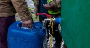 Senadores Girardi y Quinteros presentarán querella por contaminación del agua