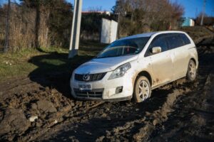 Mujer detuvo al ladrón de su vehículo y lo entregó a Carabineros