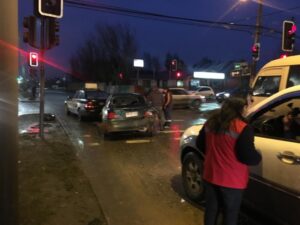 Triple colisión en Manuel Aguilar con Av Frei