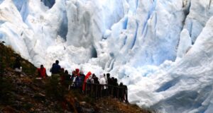 Dos glaciares chilenos registran aumento de masa