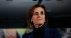 Ministra Cubillos defiende su rol durante paro docente: 
