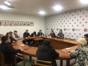 Con voto magallánico