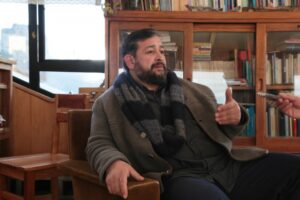 Posiciones divergentes por “padrinaje” y preparación de representantes políticos