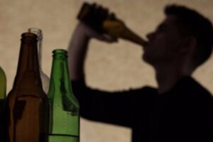Municipio deberá finiquitar discutidas renovaciones de patentes de alcoholes