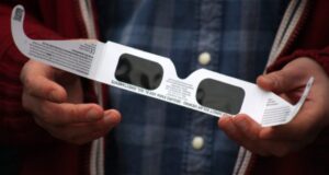 Las hora exacta en que comenzará el eclipse total de Sol en Magallanes