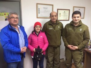 Carabineros a través de un taxista, logró recuperar y entregar bolso a mujer