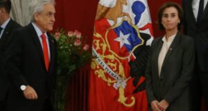 Presidente Piñera registra leve repunte en aprobación y 69% apoya paro de profesores