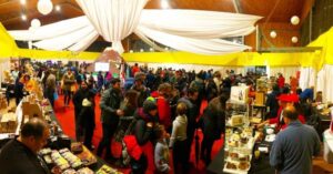 Festival del Chocolate contará con pingüino gigante con 300 kilos de chocolate belga