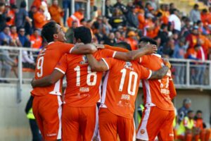 Cobreloa gana, respira y mantiene el liderato