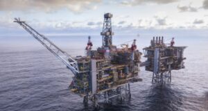 YPF encuentra petróleo en Magallanes que permitirá explotación comercial por 20 años