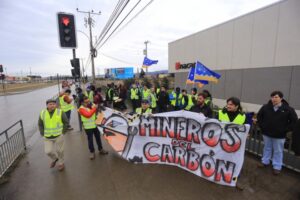 “Chalecos amarillos” reclaman contra senadora y amenazan con radicalizar protestas