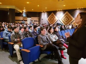 Seminario sobre construcción sustentable reunió a profesionales y estudiantes