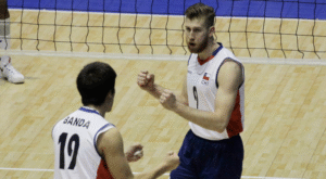 Chileno Bonacic firma en equipo de voleibol argentino