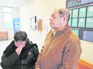 Padres de joven fallecida en el Monte Tarn se querellaron contra procedimiento de Carabineros