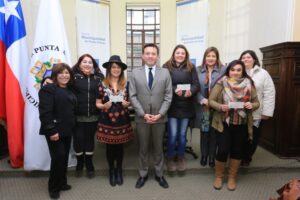 Alcalde de Punta Arenas premió el talento de los vecinos
