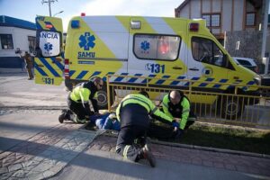 Trabajador fue atropellado mientras cruzaba por céntrico paso peatonal