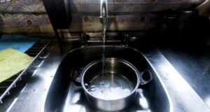 Masivo corte de agua potable en Los Ángeles comienza a restablecerse