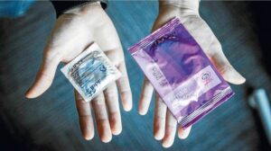 Seremi de Salud implementa nuevo centro de distribución de preservativos en la UMAG