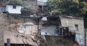 Revelan identidad de 2 de 6 víctimas fatales en tragedia en Valparaíso: descartan más sobrevivientes