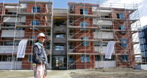¿Conflicto de interés?: diputados ligados a inmobiliarias votaron proyecto de integración social