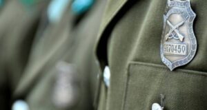 Detienen a 3 carabineros de Providencia: los acusan de inventar delito contra jóvenes que balearon