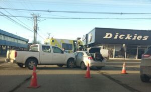 Colisión al interior de Zona Franca dejó dos personas lesionadas