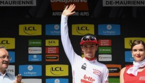 El mundo del ciclismo está de luto: muere Bjorg Lambrecht tras una caída en la Vuelta de Polonia
