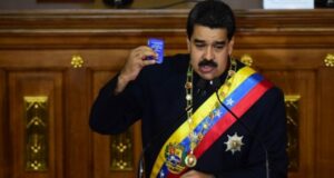 EEUU sancionará a países que colaboren con Maduro y advierte que buscará acabar con la 