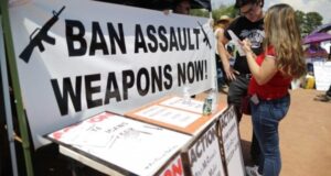 Cientos de alcaldes de EEUU piden al Senado una ley para aumentar el control sobre las armas