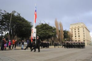 Tradicional desfile dominical se realizó en medio de un frío día de agosto