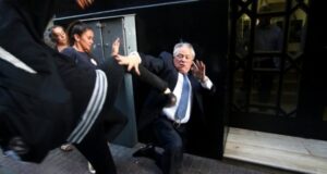 Imputadas por agresión a Iván Aróstica se acogen a salida alternativa