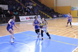 Selección femenina de básquetbol de Punta Arenas obtuvo tercer lugar en Torneo Nacional