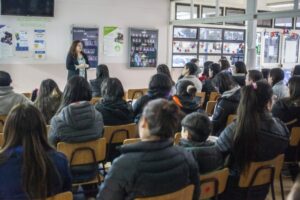 Oficina Municipal de la Mujer ofrecerá charlas gratuitas en Punta Arenas