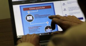 Oposición cuestiona al Ministerio de Educación por veracidad de información del SAE