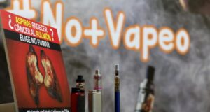 Comisión de Salud revisará proyecto de ley que regula el uso y venta de cigarrillos electrónicos