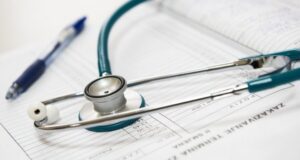 En un 7,5% aumentaron las licencias médicas tramitadas en Chile: lideran las enfermedades mentales