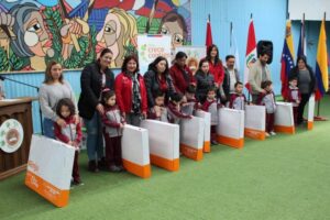 Escuelas y Jardines de Puerto Natales recibieron su rincón de juegos