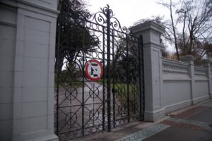 Museo cambiará su entrada a Lautaro Navarro por arreglos en calle Magallanes