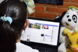 Imputado se contactó por Facebook con menor de 13 años para pedirle fotos desnuda