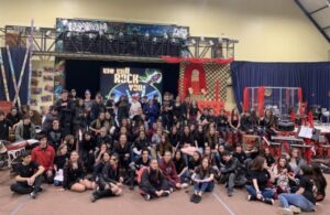 “We Will Rock You” se estrenó en el Colegio Británico