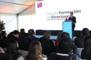 Gobierno busca impulsar educación pública en escuelas