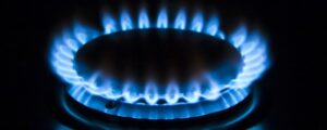 Parlamentarios regionales valoran rebaja del 4% en tarifa del gas
